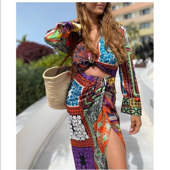 NWT Zara 2 Piece Cropped Printed Blouse and Knotted Skirt Set - Picture 11 of 16